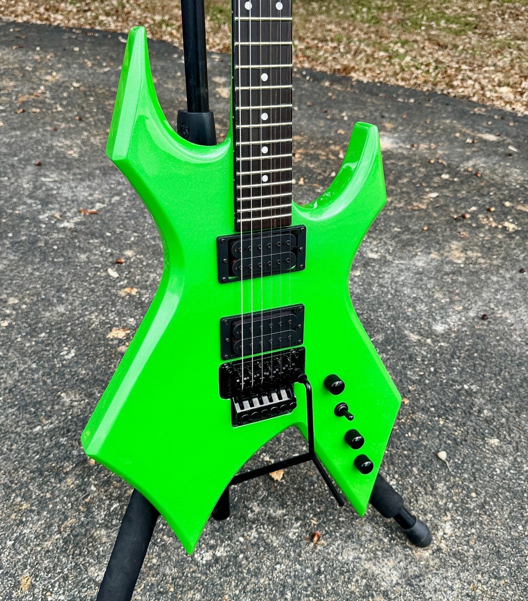 B C RICH LEGACY WARLOCK GUITAR w/ FLOYD ROSE & SEYMOUR DUNCANS