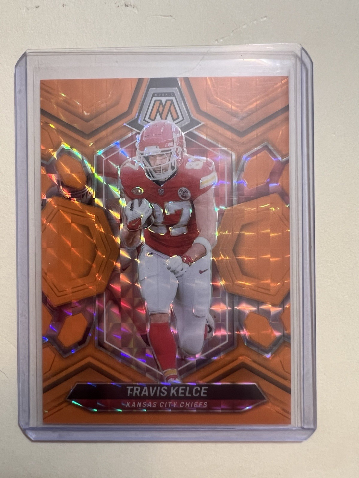 2024 Panini Mosaic - Travis Kelce #110 Orange Fluorescent Mosaic Prizm /25