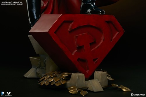Sideshow Superman Red Son 1:4 Premium Format Figure #301/1000 NIB - Picture 9 of 11