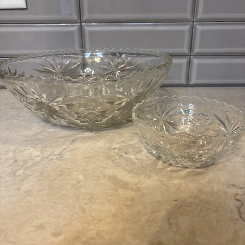 Anchor Hocking Star of David 11” Serving Bowl and 5” Serving Bowl Glass Vintage