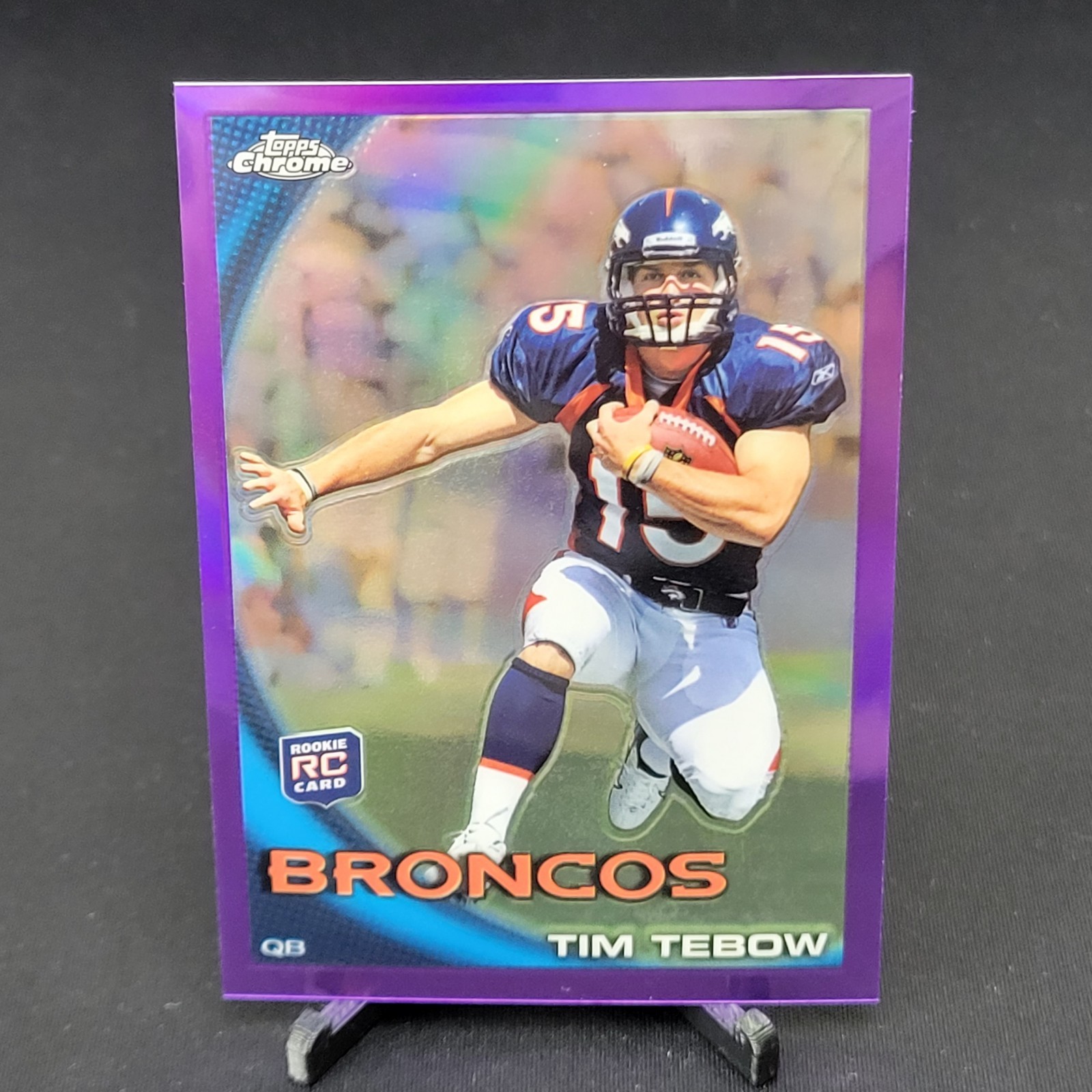 2010 Topps Chrome Tim Tebow Rookie C100 Purple Refractor /555 – Broncos
