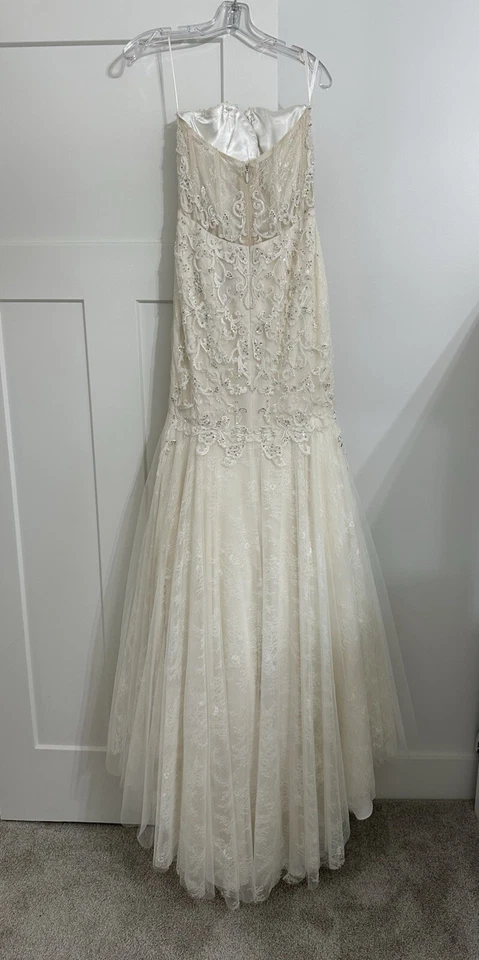 Precioso vestido de novia Ann Barge, sin tirantes, corpiño con cuentas, talla 8 Foto 3 de 4