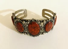 Vintage Chunky Red Turquoise Colored Bracelet E2