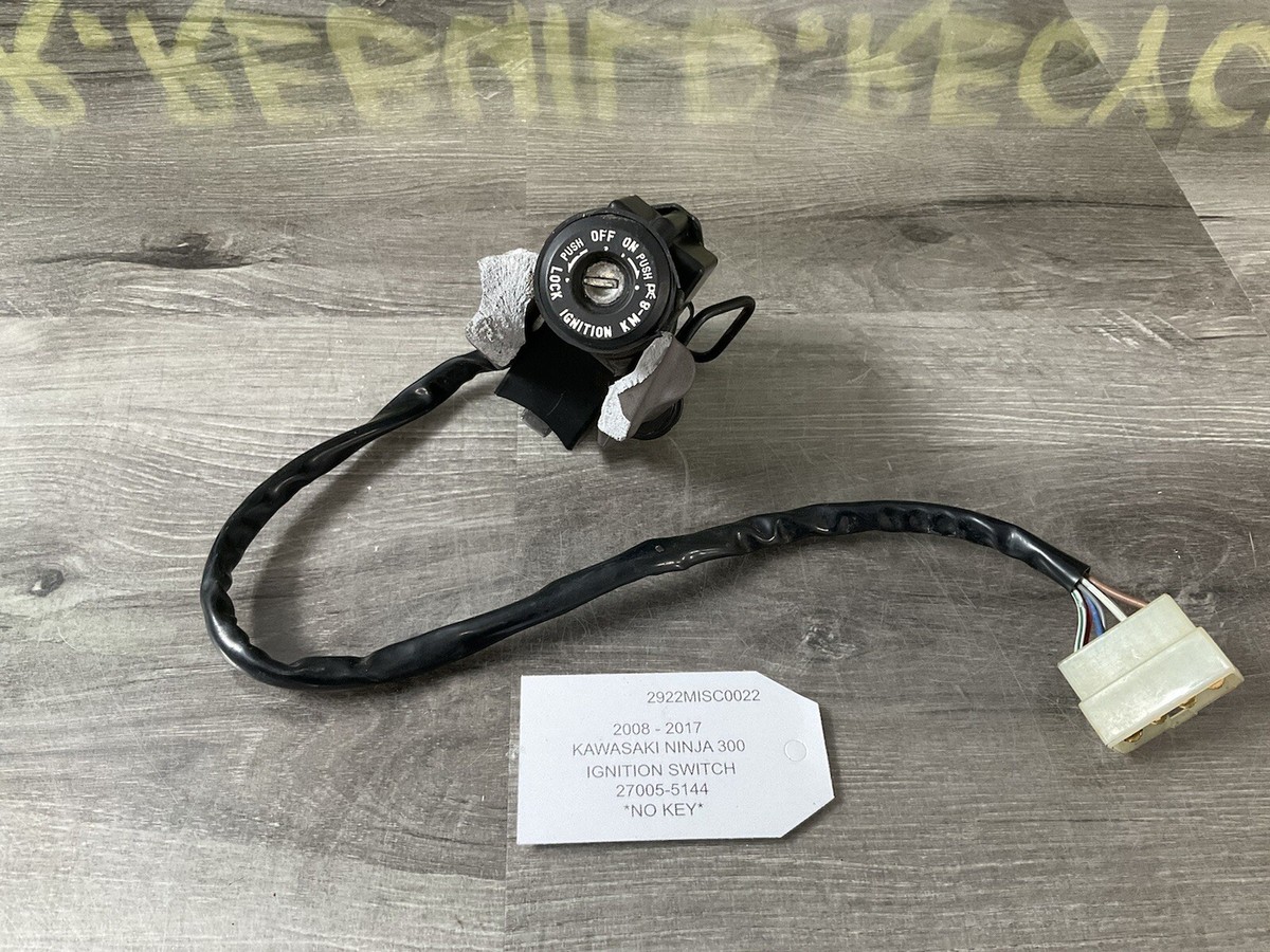08-17 Kawasaki Ninja 300 Ex300 Ignition Switch No Key 27005-5144