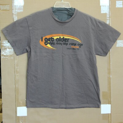 Hooters Lewisville Texas T Shirt - ''I Get Older They Stay The Same Age'' - Sz L