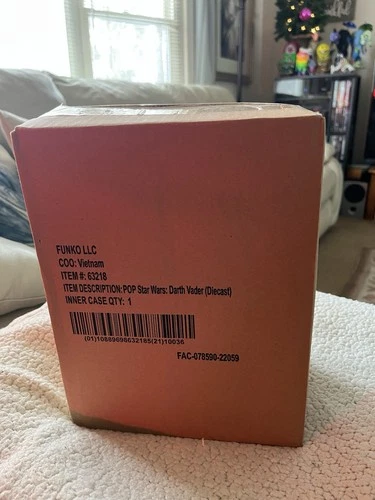 Funko CHANCE AT CHASE. Star Wars Darth Vader #02 Die-Cast Figure sealed in box