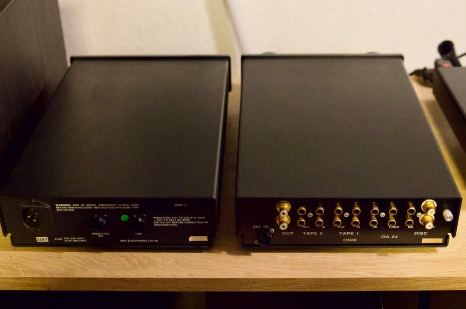 onix: oa24 (preamp) + oa401 (poweramp) + bwd1 (tuner) + soap2 (power supply), NM - Bild 2 von 4