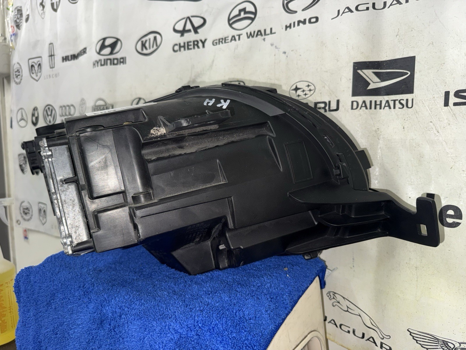 17-20 BENTLEY BENTAYGA  LED  HEADLIGHT ASSEMBLY OEM LEFT 36A.941.005.H