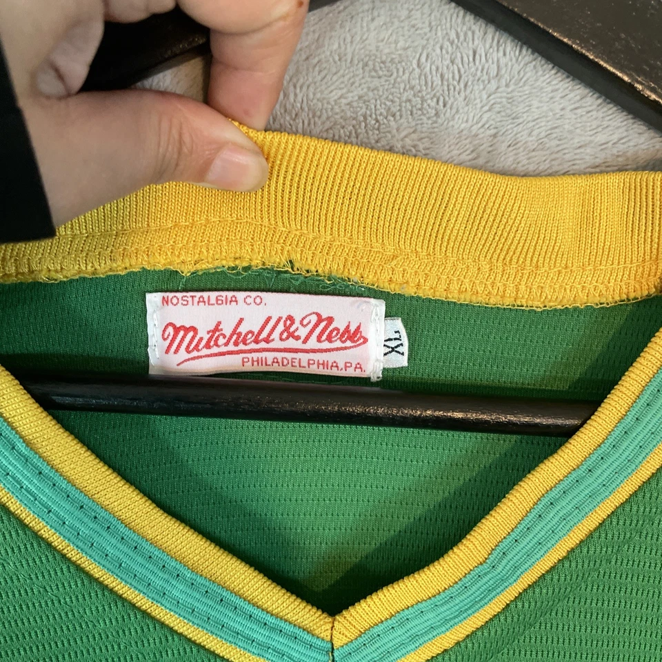 Camiseta deportiva Mitchell & Ness Money Miller Oakland Colección Cooperstown Talla XL Foto 4 de 4