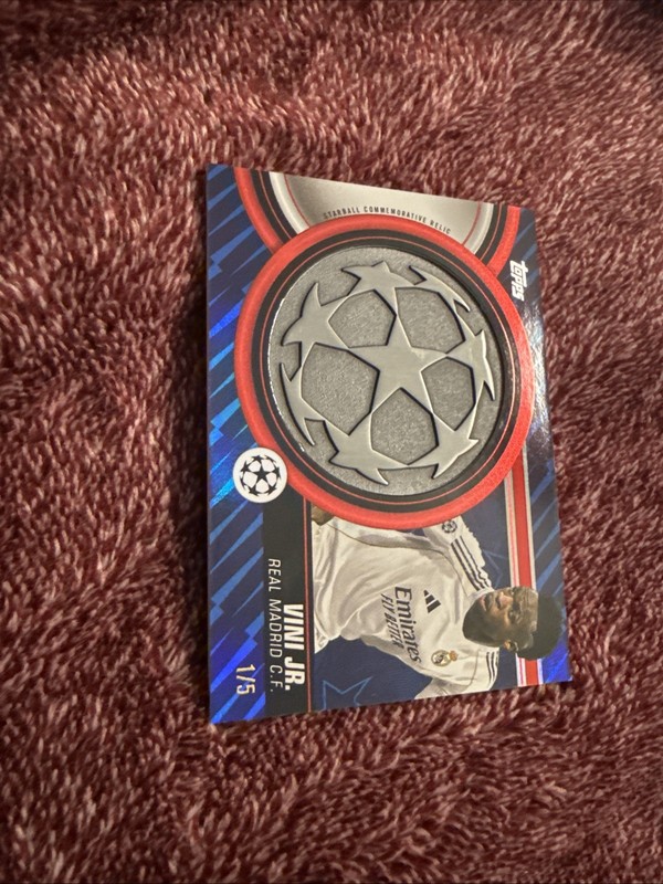Topps Soccer 202526 Vini Jr SCRVJ Red Foil StarBall Medal 5 G2U