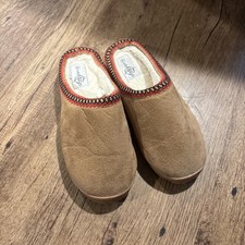 Sole Mates Brown Lightweight Slip On House Shoe Slippers Women s Size 8 New