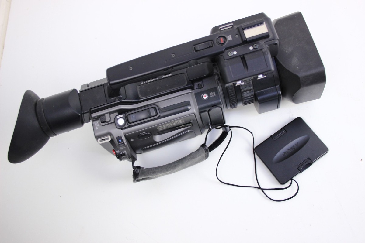 Sony DSR-PD170 DVCAM 3CCD MiniDV Professional Digital Camcorder