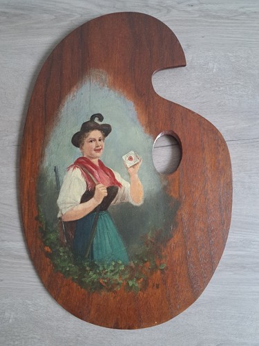 ältere handbemalte Malerplatte/Schützenscheibe aus Holz, Tirolerin