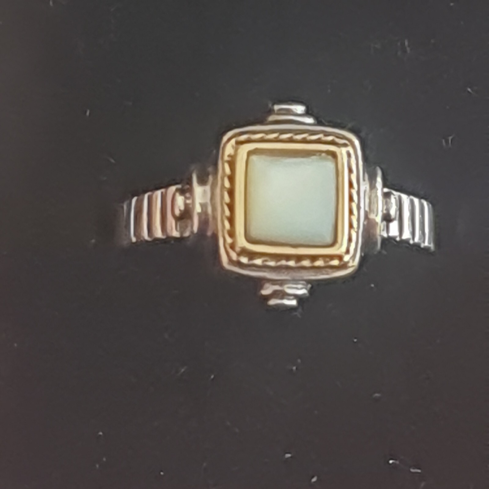 Picture 1 of 6