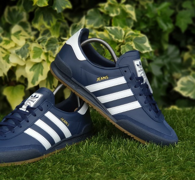adidas originals jeans