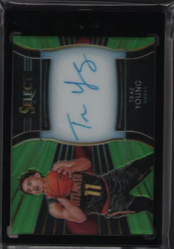 2018-19 Panini Select Trae Young Rookie Auto Green /99