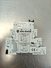 1PCS NEW ALLEN BRADLEY 700-HLT1Z24 TERMINAL BLOCK RELAY WITH 700-TBR24 RELAY