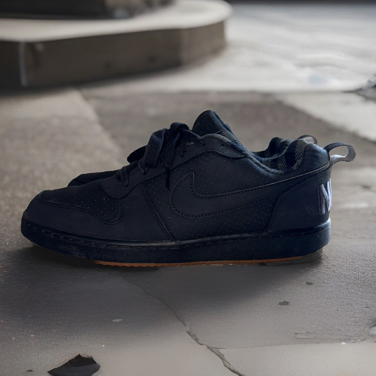 Nike Court Borough 844881-002 Mens Size 10.5 Premium Black Nike Court Borough 844881-002 Mens Size 10.5 Premium Black