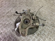 Mercedes-Benz E W238 2017 Links Radnabe Hinterrad 2133105 Diesel 143kW UTO48943