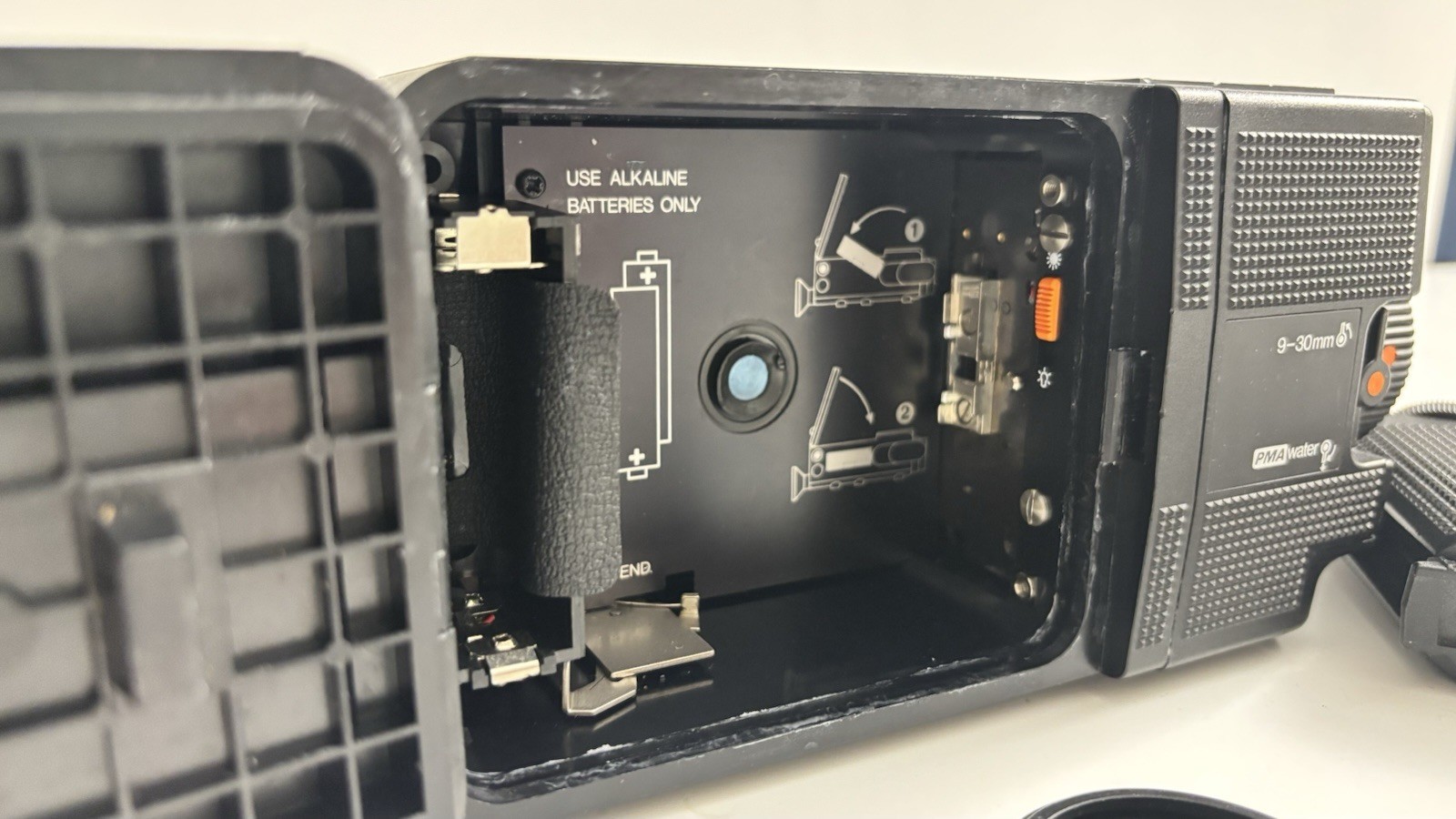 Eumig Nautica Super 8 Waterproof Submersible Film Camera / Working