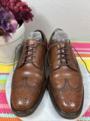 Vintag Florsheim Royal Imperial 5 Nail Wingtip Brown Leather Shoes