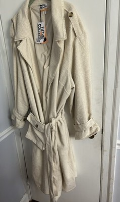 Future Collective Creame Women s Coat Size 4X NWT
