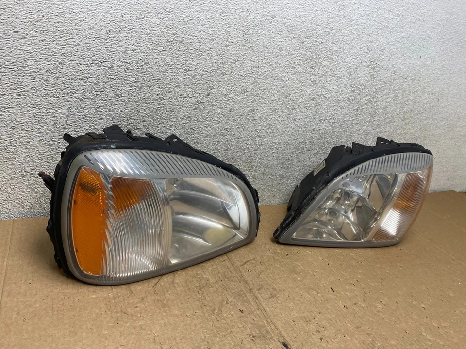 Левые + правые фары для Cadillac Deville 2000–2005 годов от оригинального производителя V2976 DW - Изображение 3 из 4