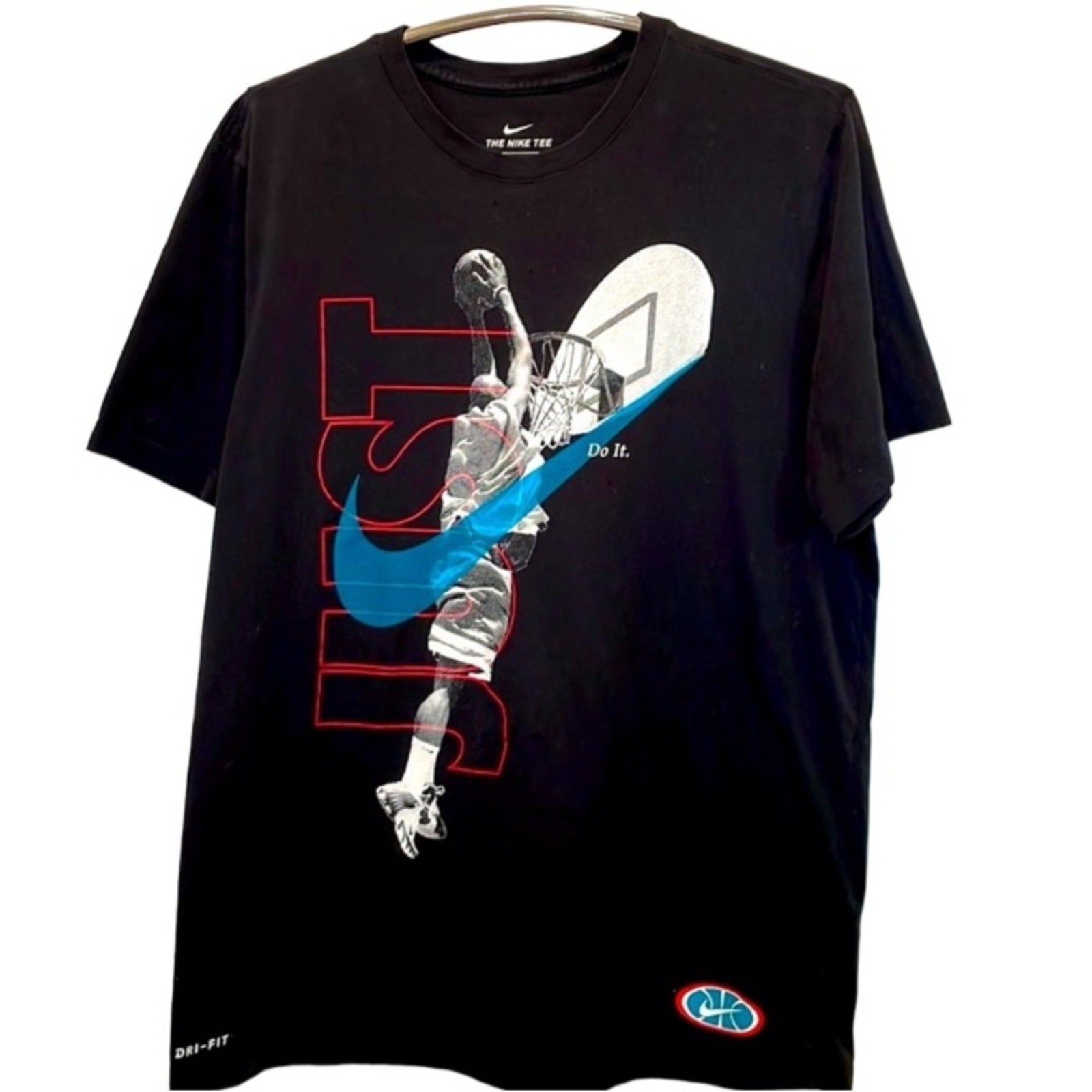 NIKE | Mens NIKE Just Do It Dri-Fit Basketball T-Shirt, Size XL..