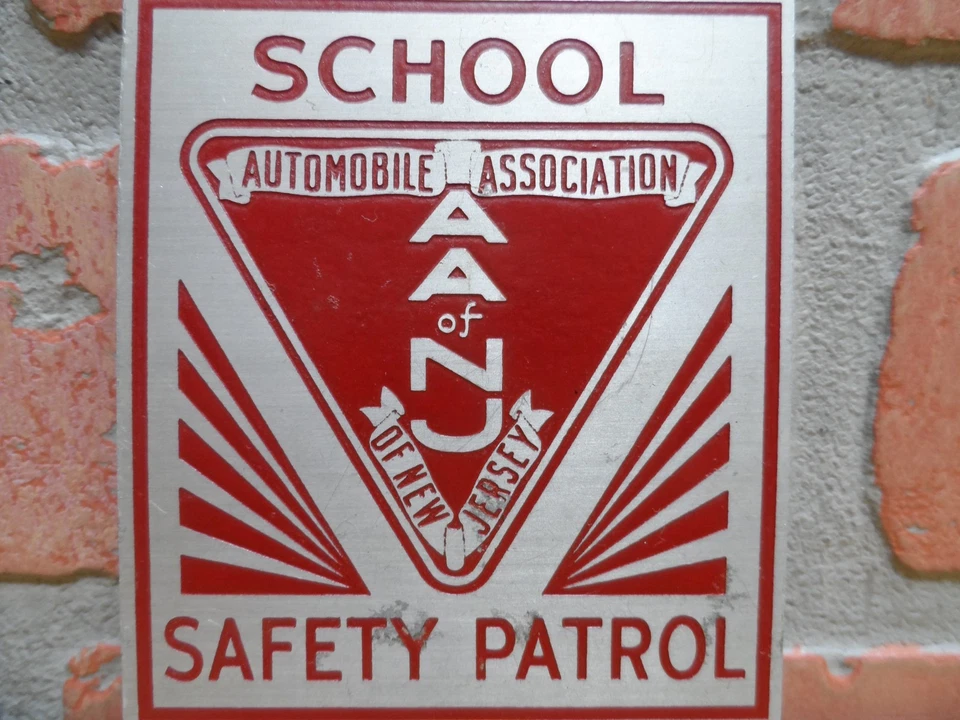 ASOCIACIÓN DE AUTOMÓVILES DE NUEVA JERSEY ESCUELA SEGURIDAD PATRULLA BRAZO INSIGNIA SIGNO AA NJ Foto 2 de 4