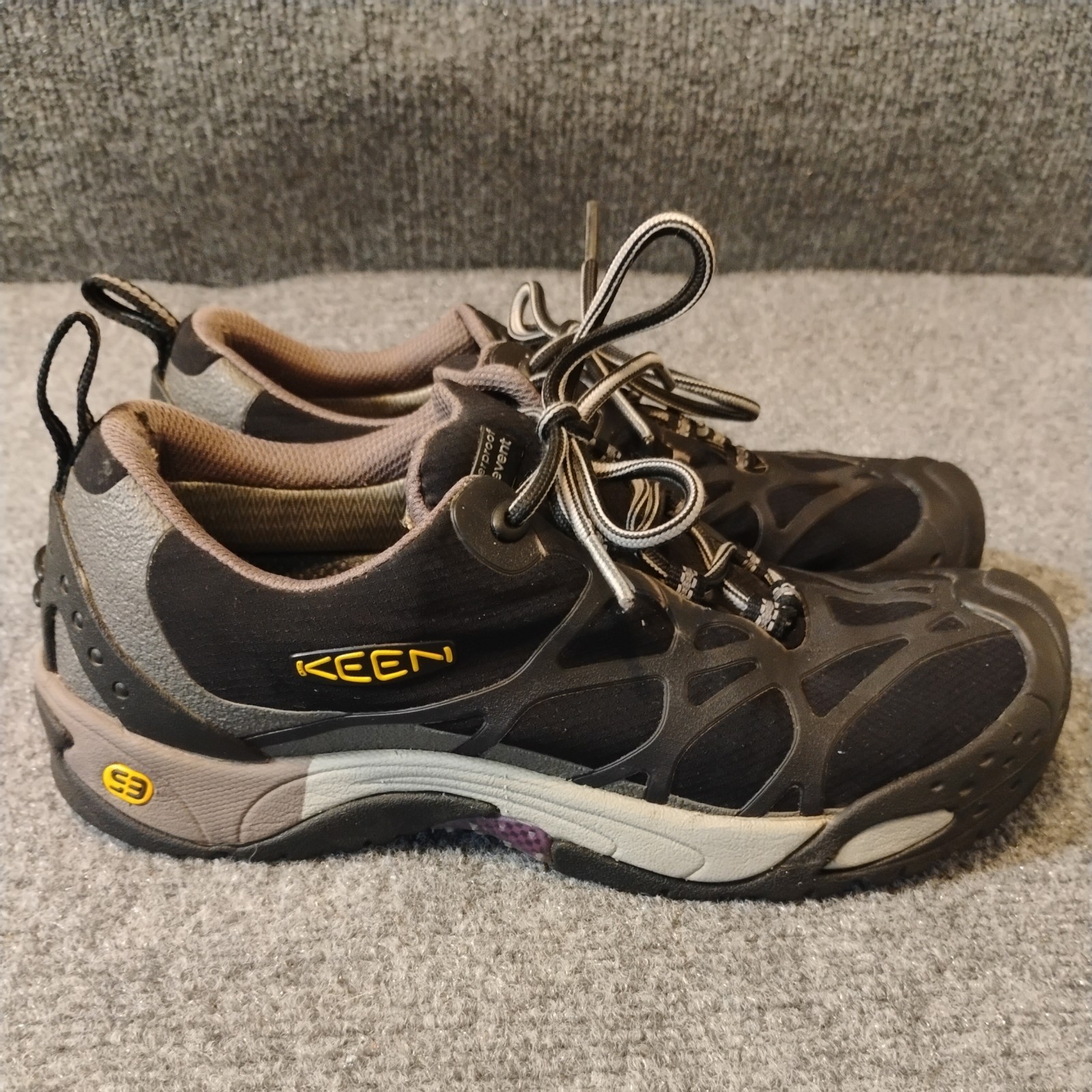 Scarpe da ginnastica Keen donna Shellback #0507 nere impermeabili allenamento corsa taglia 7