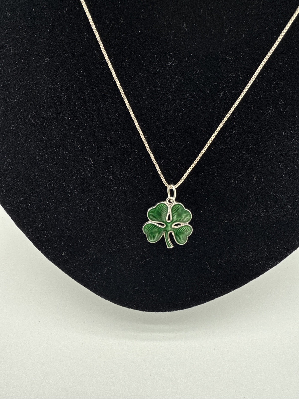 Sterling Silver .925 Italy 4 Leaf Clover Necklace 9 Inch Chain