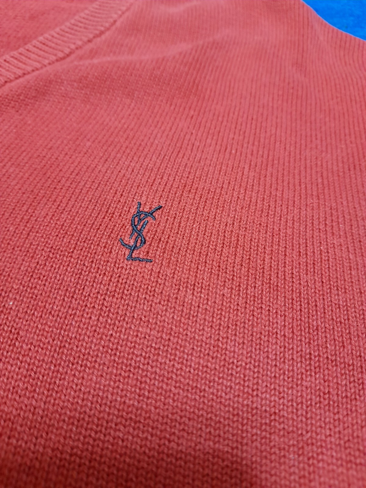 YVES SAINT LAURENT VINTAGE SWEATER FOR MEN'S 100% COTTON V NECK SIZE L