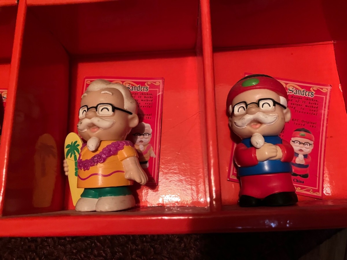 Rare - KFC Colonel Sanders Around The World Complete Set w/ Cards