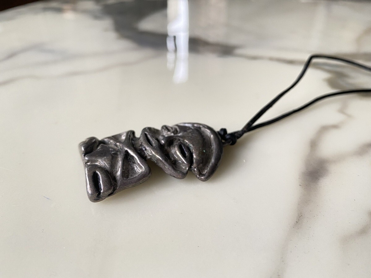 Collier Ras De Cou Vintage Scooter - Pendentif Masque Ethnique Argenté - Années 90