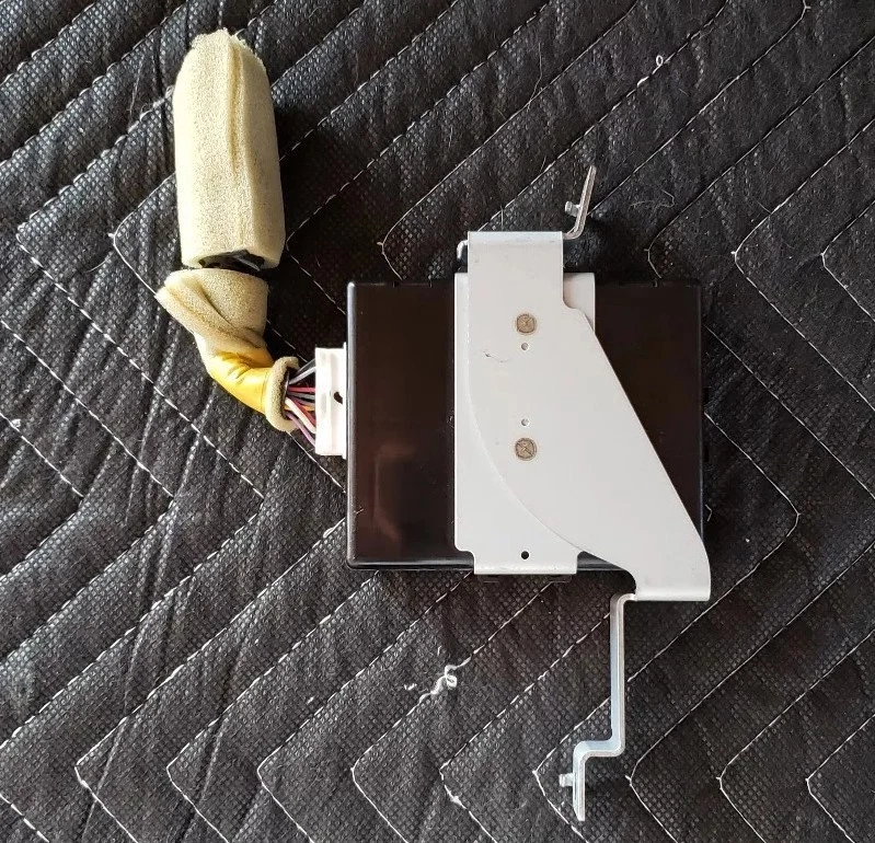 Conjunto de controlador Nissan/Infiniti 28532-1BA0A - Sensor sonar Foto 2 de 4