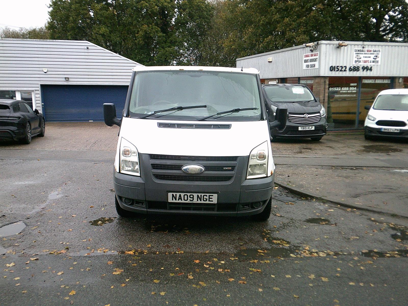 Ford Transit SWB,2009,09 REG,WHITE,ONLY 151k,SHORT MOT,CHEAP PART