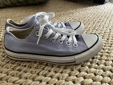 Size 7.5 Women’s - Converse Chuck Taylor All Star Low Light Purple
