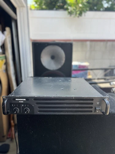 Mackie FR-2500 2 Channel 2500 Watt Power Amplifier Operation