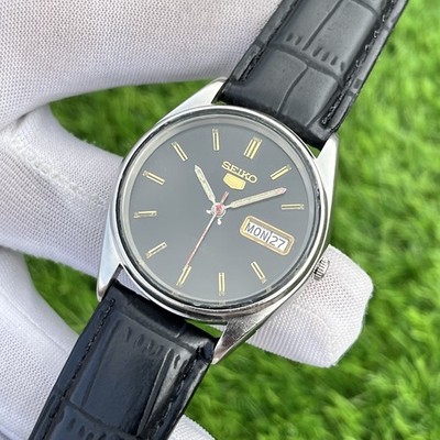 Vintage Seiko 5 Black Dial 17J Automatic Japan Made Men's Watch