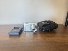Fujifilm FinePix F50 SE 12.0MP Digital Camera With SD Card Tested Works 