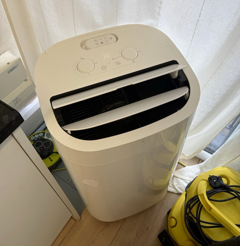 GoodHome Takoma Portable Air Conditioner 12000 BTU 220-240 V Remote White