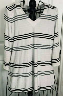 J. Jill black white stripe tunic top thick knit small casual modern everyday