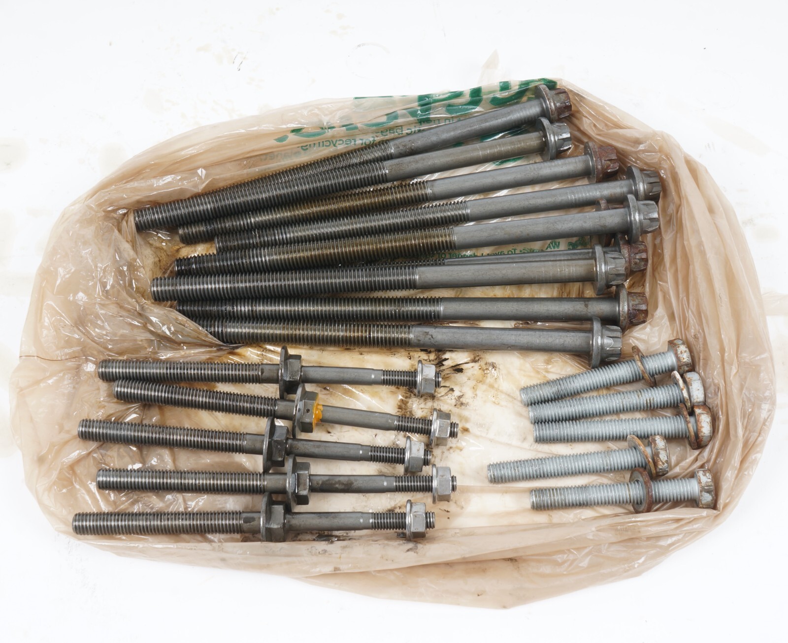 2015-2020 BENTLEY MULSANNE 6.8L CYLINDER HEAD BOLTS OEM
