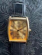 Gold Dial Vintage Seiko Slim Quartz Gentlmen's Wrist Watch