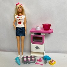 Barbie Bakery Chef Doll Playset, Toy Oven with 'Timer' Sound and Accessories