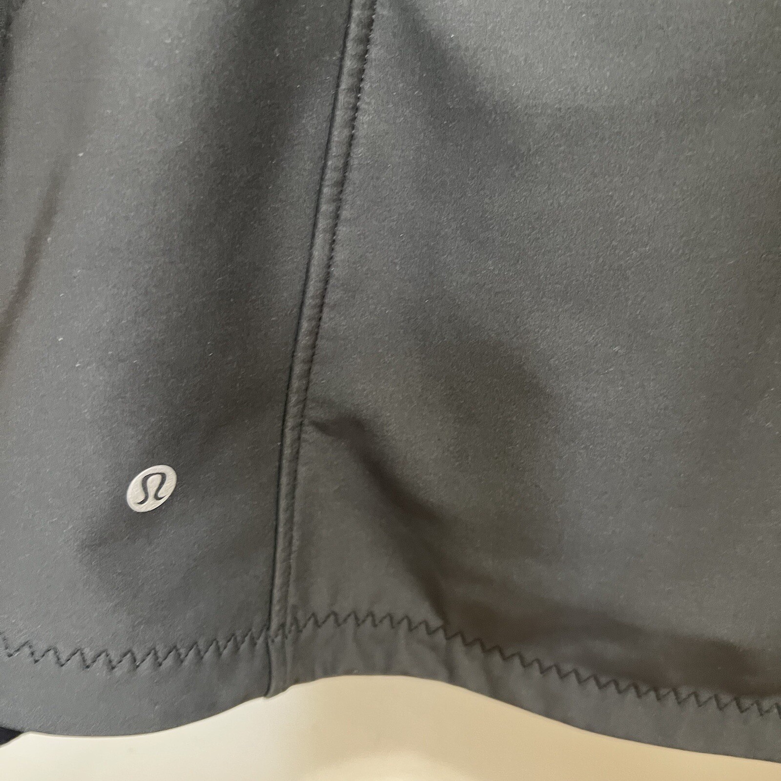 Lululemon Wind Runner Black Softshell Jacket Size… - image 8