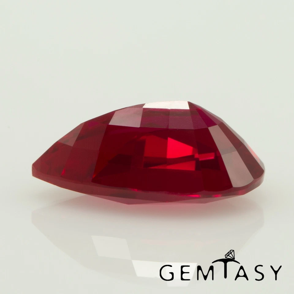 Cut stone - Ruby Pigeon blood Czochralski (Pulled) lab grown, 9x6mm 1.61-1.84ct - Image 3 of 4
