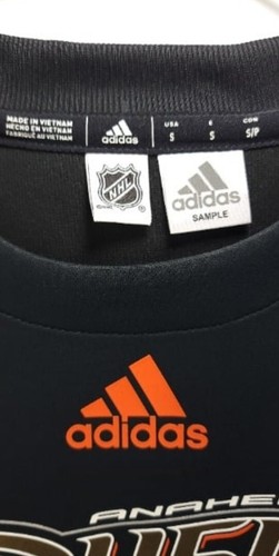 Adidas NHL Anaheim Ducks Sweater NWT - Picture 2 of 5