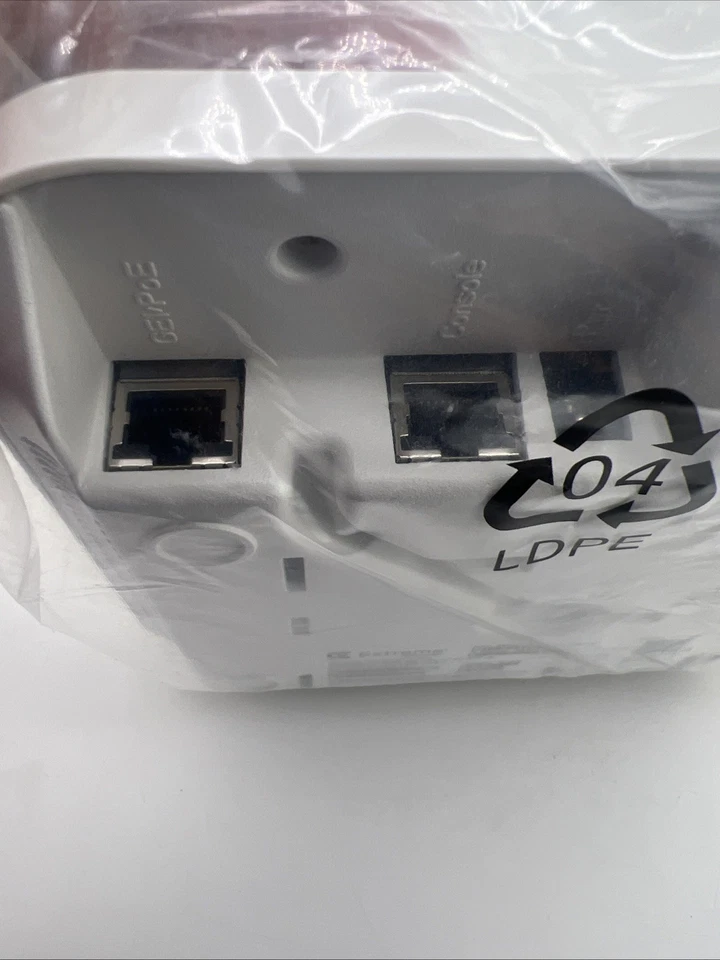 Extreme Networks AP-7522I 802.11AC Wireless Access Point No Power Cord/Brackets - Image 4 of 4