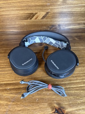 SteelSeries Arctis 3 Console - Stereo Wired Gaming Headset Black